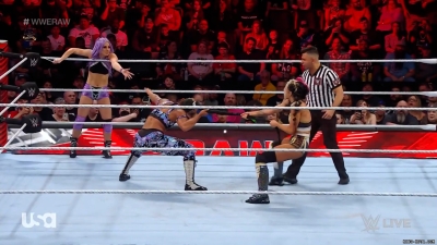 Click to view full size image
==============
dakotaraw20221017_00_07_07_00_Still389.jpg dakotaraw20221017_00_07_07_00_Still389.jpg