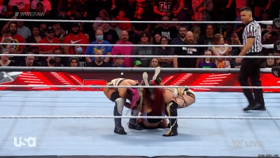 Click to view full size image
==============
dakotaraw20221017_00_12_13_15_Still806.jpg dakotaraw20221017_00_12_13_15_Still806.jpg